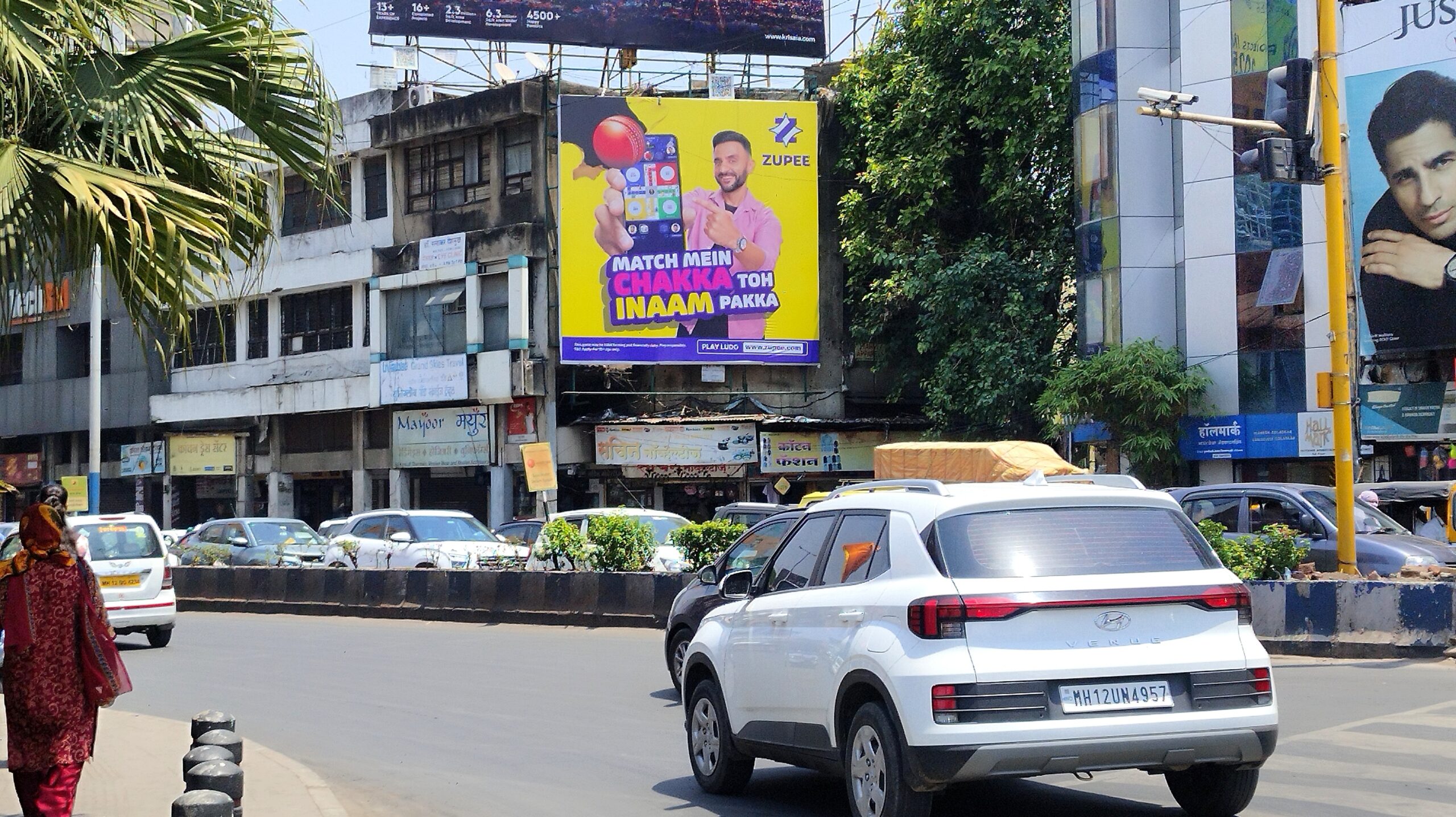 16-Deccan, opp Central Bank B, Karve Rd; Sambhaji Bridge to FC Rd BL 20x20 (M) 7-4-25 #3305 (2)